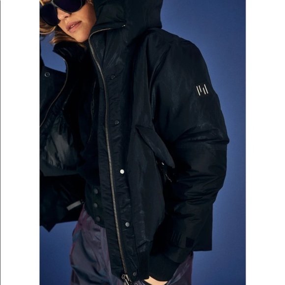 NWT! Holden Cropped Alpine Down Jacket - Picture 10 of 12